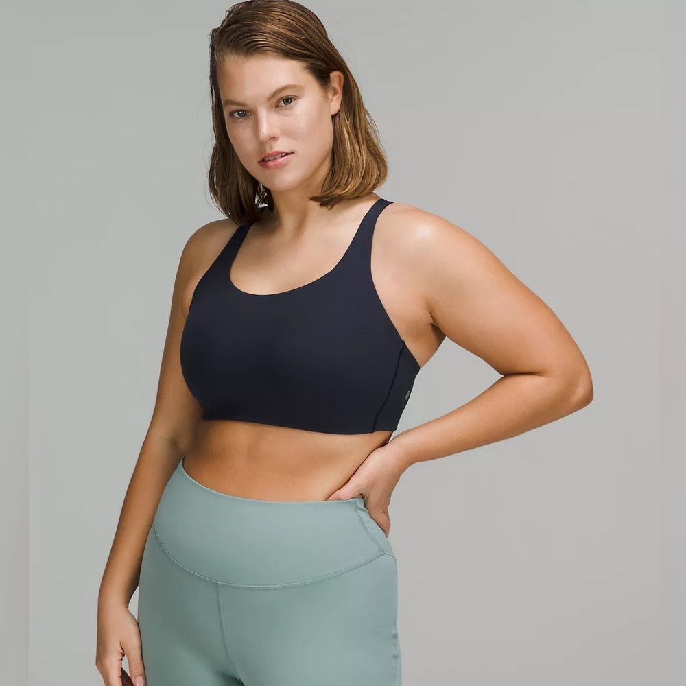 Never worn! lululemon Energy Bra high support 32C